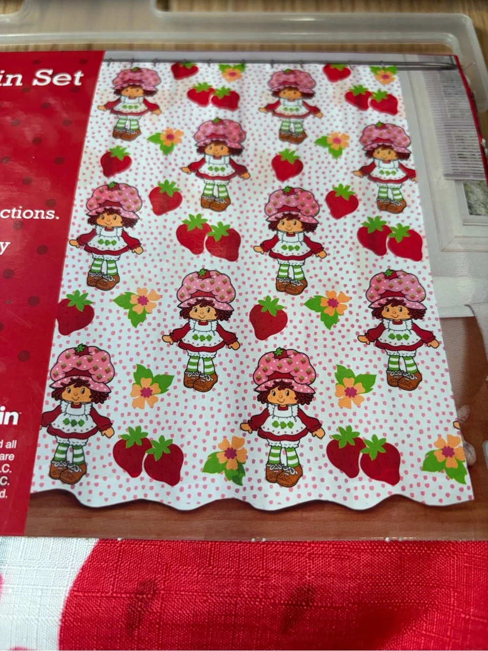 Strawberry Shortcake Dots Shower Curtain & Silver Metal Roller Hooks 13pc New